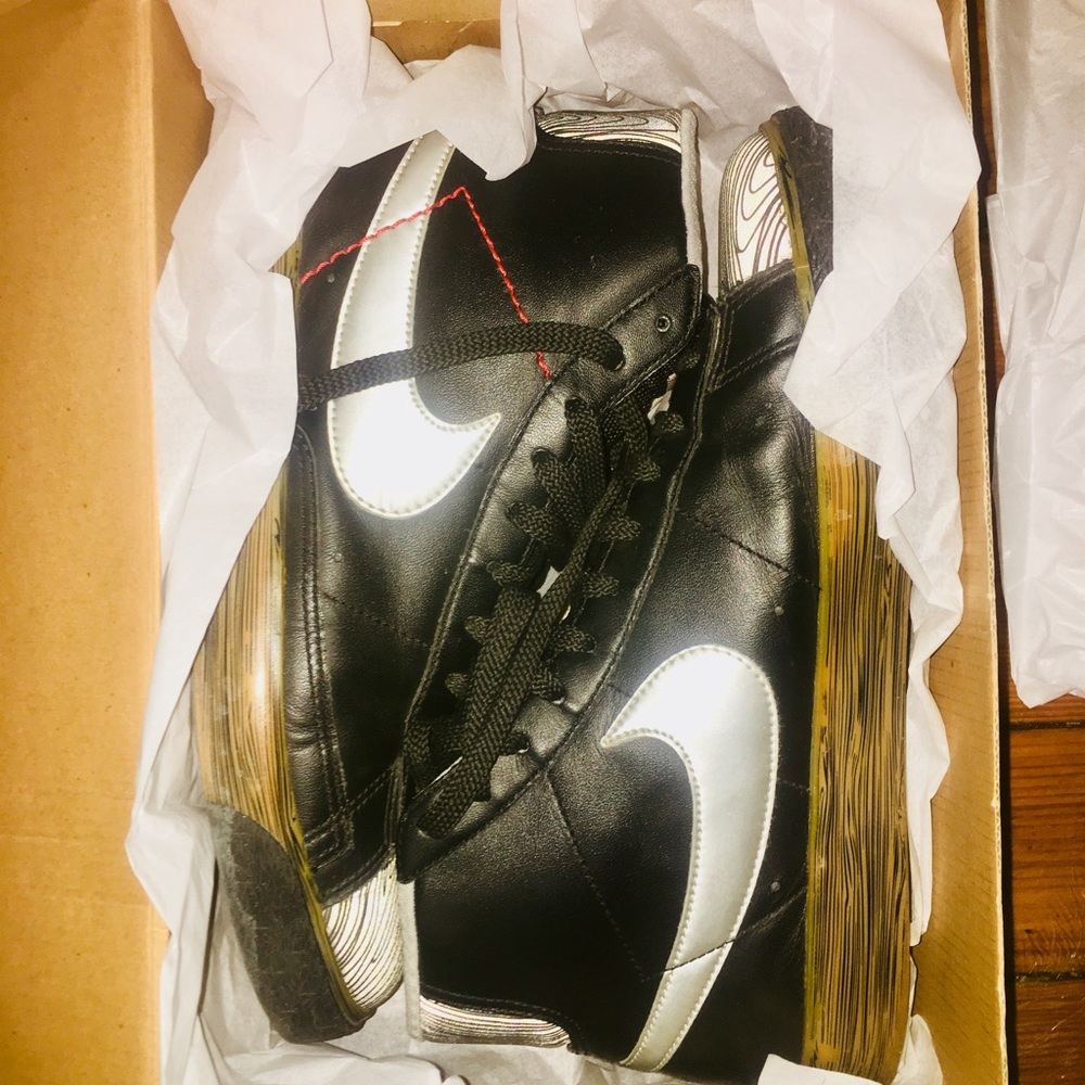 Pre-owned Nike Blazer Hi Premium with Box.